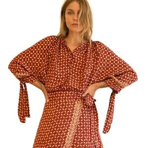 Natalie Martin Collection Renata Silk Blouse 3/4 Sleeves Burgundy Cream Geo Sz M